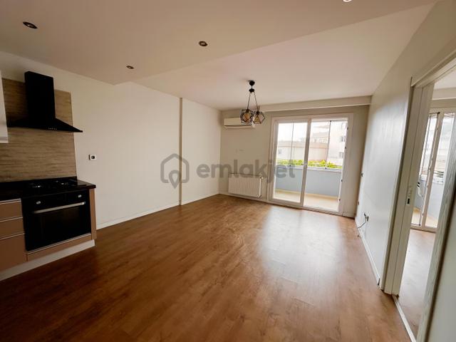 Altın Emlak Kiralıyor.full Donatılı Site İçerisinde 1+1 2
