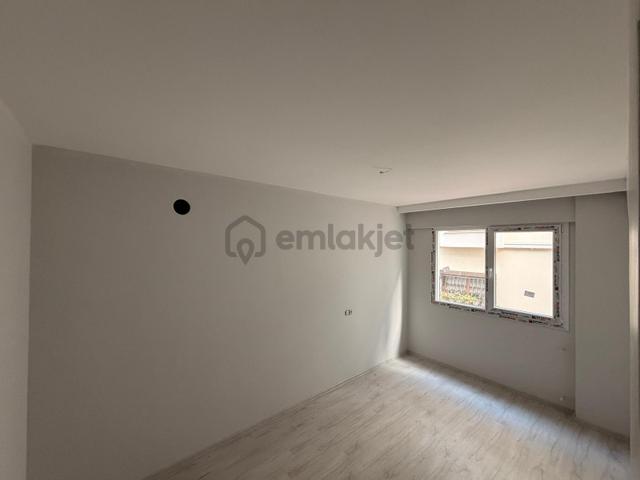 Acilll Konak Zafertepe Mah.de İzmirpark Avm Yakını 2+1 80m2 Ayrı Mutfak Arakat Asansörlü Sıfır Daire 4