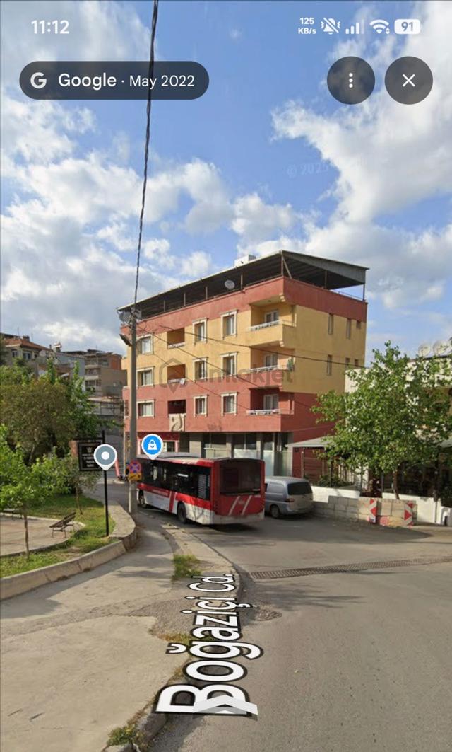 Boğaziçi Caddesi Üzerinde Köşe İşlek Konumda Satılık Bina 3