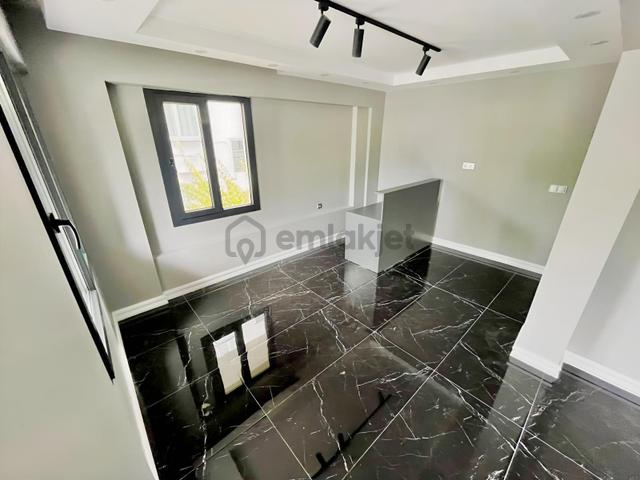 Remax Model Den Kınıklı Da 3+1 İçi Full Yenilenmiş Kiralık Daire Remax Model Den Kınıklı Da 3+1 İçi Full Yenilenmiş Kiralık Daire