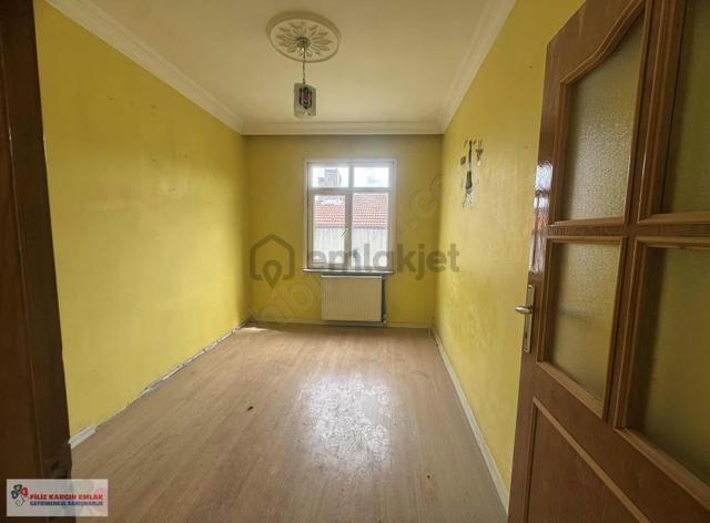 Filiz Emlaktan Bağcılar Merkez Mah. 3+1 125m2 Satılık Daire 5