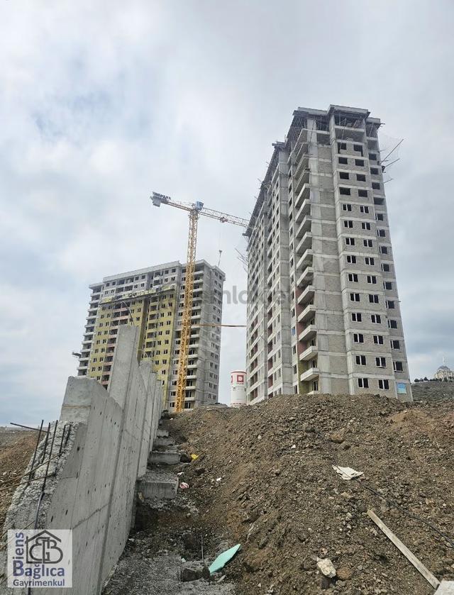 Vade Farksız Esnek Ödeme Seçenekleriyle Mükemmel Konum Ve Sitede 5