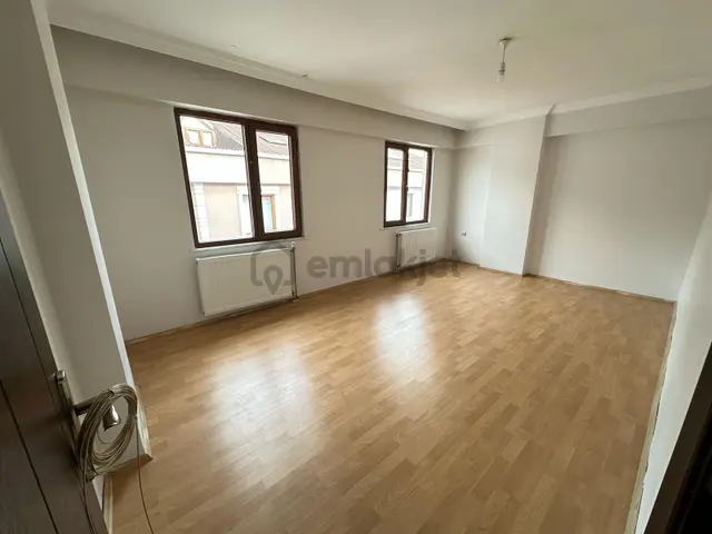 Arslanbeyden Tekirdağ Çorlu Mevkiinde Acil Satılık Daire Fırsatı!!!!! 2