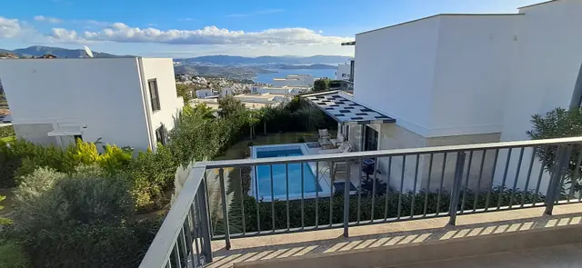 Bodrum Yahşi Kiralık 3+1 Dubleks Özel Havuzlu Manzaralı Ev 4