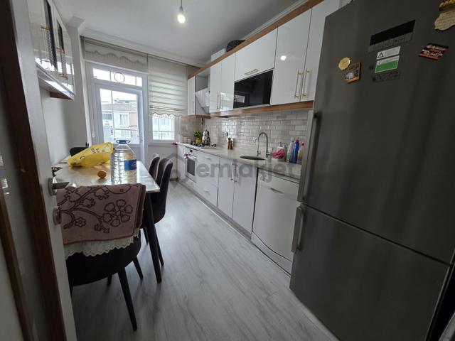 Hatip Mah.caddeye 2.parsel 3+1 135m2 İskanlı Satılık Daire 5