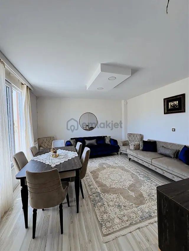 Üniversite Karşısı Keşolarda Harika Konumda Villa + Tarla 3