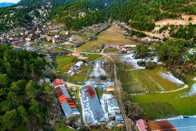 Bolu Göynük'te Satılık 5.464m² Resmi Yola Cepheli Arazi 4