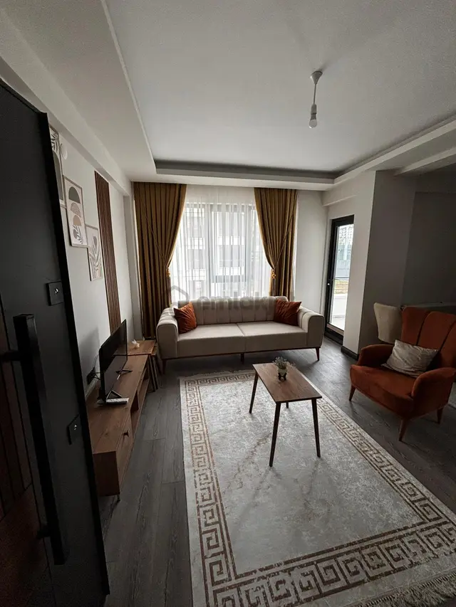 Şehir Hastanesi Hemen Alt Tarafında Eşyalı 1+1 Kiralık Daire 1