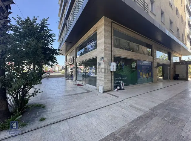 Sancaktepe Kızılay Cd Üzeri 400m2 Satılık Dükkan/işyeri 1