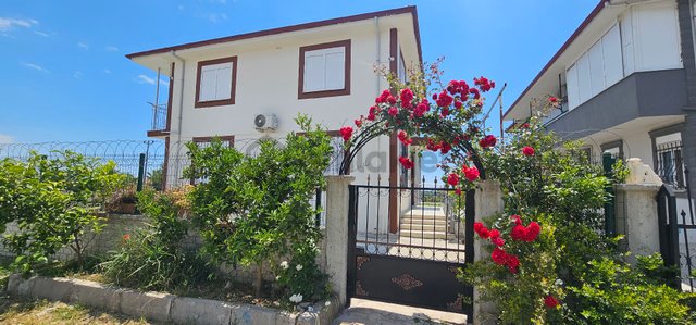 Gündoğdu Mahallesinde Müstakil Tadında Kiralık 2+1 Geniş Daire