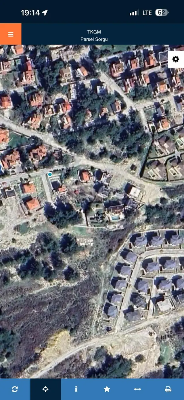 Kuşadası Soğucak Mahallesi Villa İmarlı Arsa 2