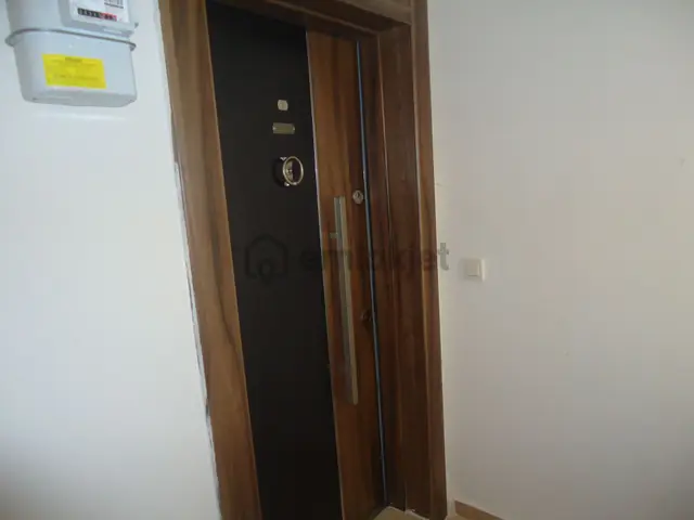 Krc'den Full Eşyalı Memur Kiracılı Satılık 2+1 Daire 2