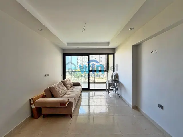 Win'den Çeşmeli Liparis Sunflowers 3 Tatil Sitesinde Satılık 1+1 4
