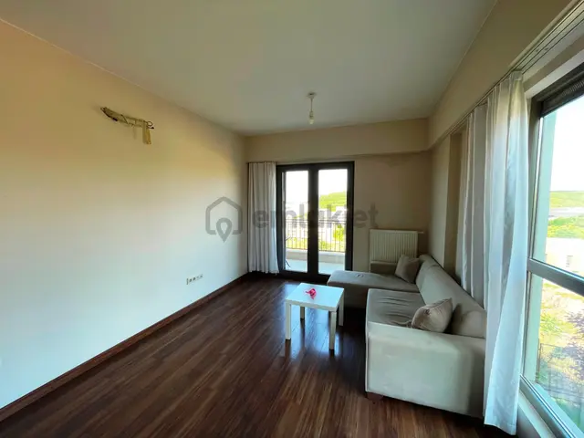 Nef Çamlıtepe'de 50.000 Kiracılı Kombili Arakat 98m2 Satılık 2+1 4