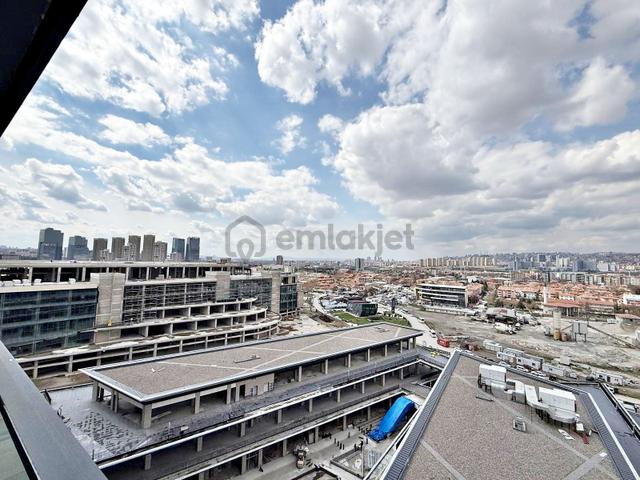 Metefor Kule Avm De Teras Balkonlu Kiralık 2+1 Ofis 5