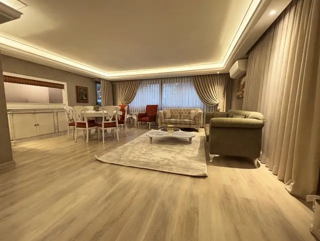 Bostanlı Sahile Yakın Özel Tasarımlı Premium 4+1 Lüks Daire 4