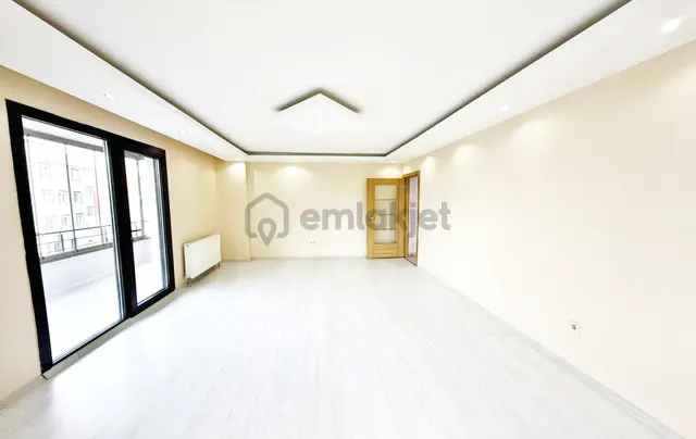 Büyükçekmece Celaliye Mah. 1.kat Asansörlü 3+1 145m2 6.450.000tl 5
