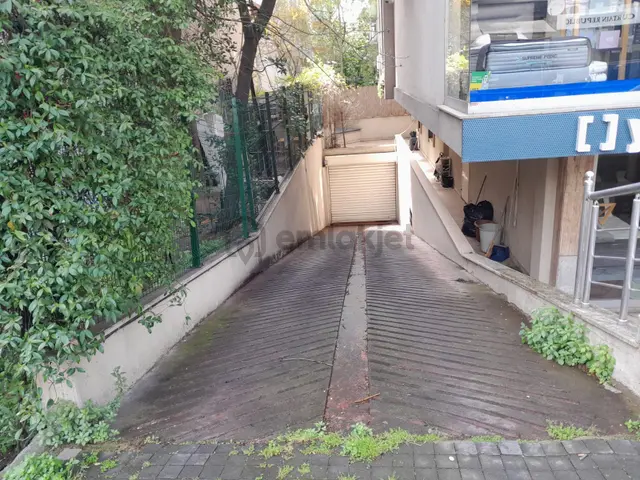 Bakırköy Kartaltepe Zuhuratbaba Cd E Banyolu Kapalı Otoparklı 3+1 Satılık Daire 2