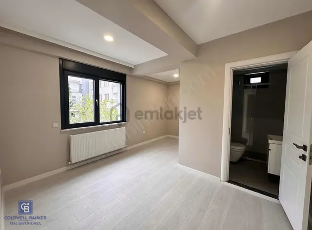 Üsküdar Burhaniye'de Prestijli Yeni Binada Kiralık 3+1 Daire 2
