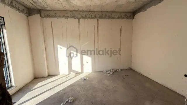 Al-sata Uygun Naipli'de Site İçinde Acil Satılık 4+1 Villa 2