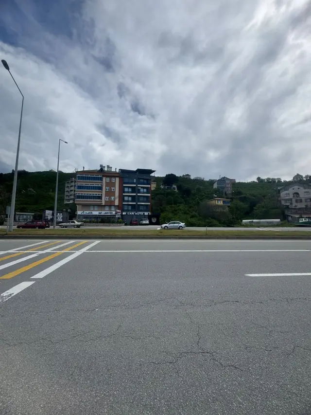 İnanç Emlaktan Giresun Keşap Uzuncakum Mevkiinde 1+1 Eşyalı Sıfır Daire 3