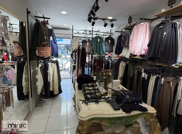 Merkezi Konumda Satılık Butik 2