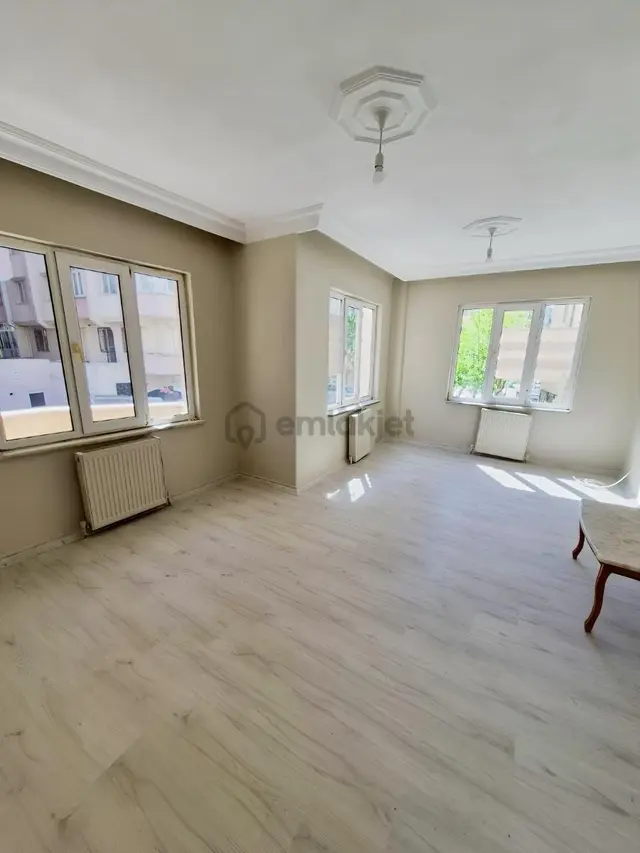 Keşan Merkezde Ayrıcalıklı Yaşam Ful Yenilenmiş 2+1satılık Daire 2