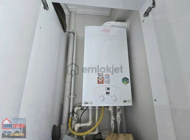 Cadde Seyran'dan Satılık 3+1 170m2 Arakat Lalepark Evleri 3cephe 2
