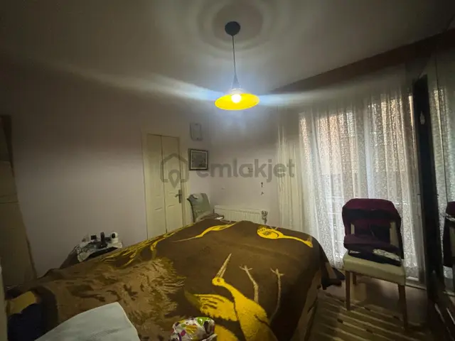 Maltepe Küçükyalı'da Oldukça Geniş Kullanışlı 3+1 Satılık Daire 3