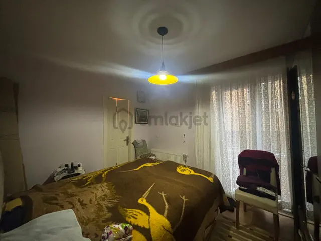 Maltepe Küçükyalı'da Oldukça Geniş Kullanışlı 3+1 Satılık Daire 1