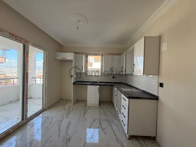 Sıfır İskanı Alınmış Bölgenin En Uygun Mutfak Salon Ayrı 2+1 4