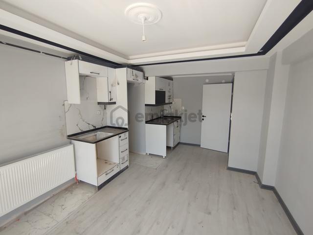 Tekirdağ Muratlı İstiklal Mahallesinde 1+1 Kiralık Daire 5