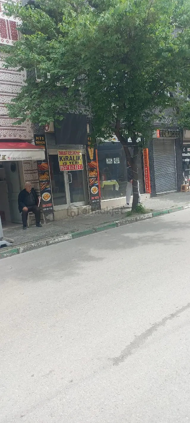 Bursa Osmangazi Koğukçinarda 10 M2 Ana Caddede Kıralık İş Yerı Bursa Osmangazi Koğukçinarda 10 M2 Ana Caddede Kıralık İş Yerı