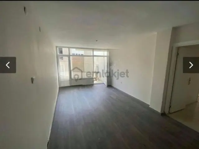 Acill Konak Yenidoğan Mah.de Kemer İzban İstasyon Yakını 2+1 100m2 Ayrı Mutfak Arakat Daire 5