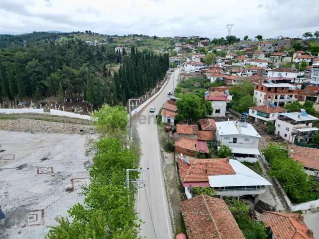 Parla'dan Yatırıma Uygun %40 İmarlı Kaçmaz Fıyata Arsa 4