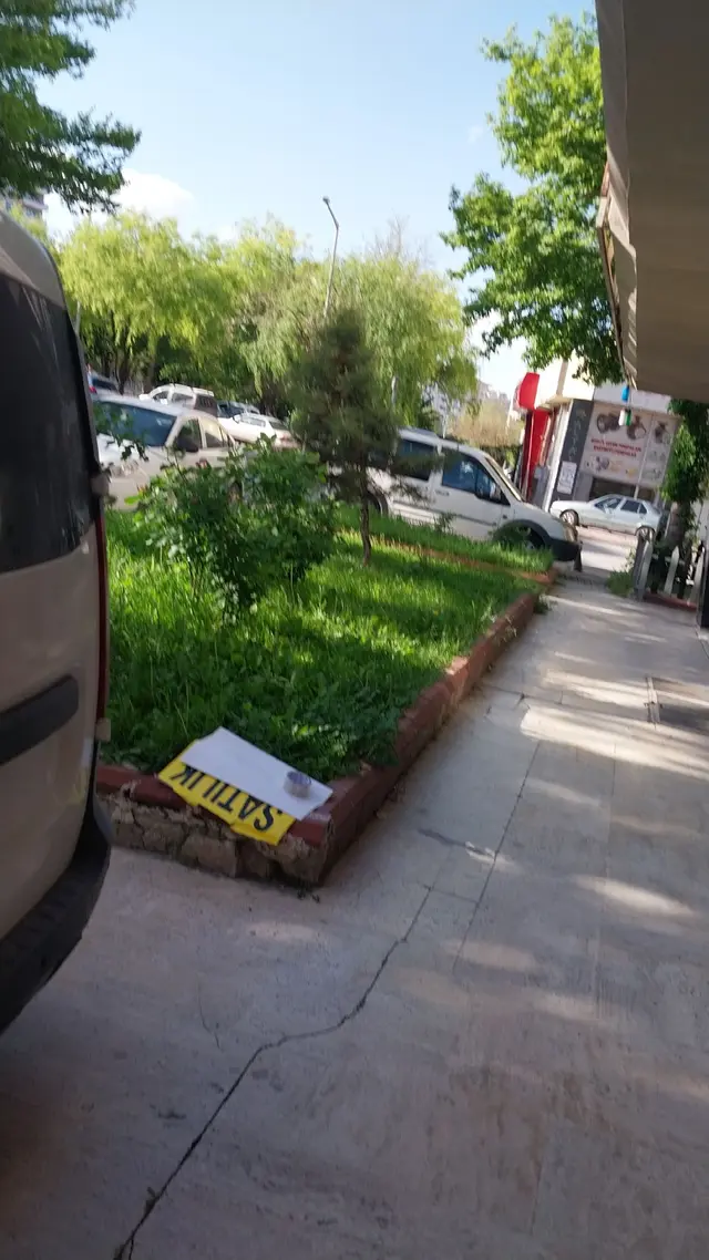 Şirin Gayrimenkulden Satılık Dükkan 3