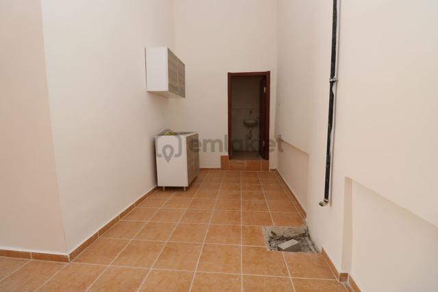 Elvanda Cadde Cephe 35 M2 Kiralık Dükkan 3