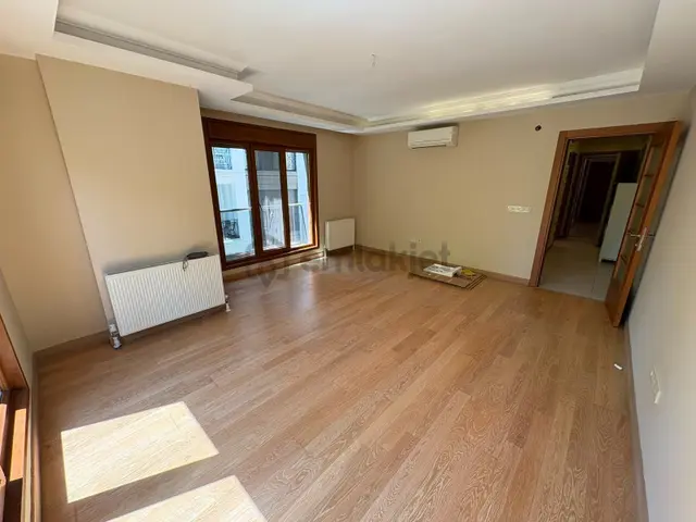 Çatalçeşme Bağdat Caddesine Yakın Kombili 3+1 Kiralık Daire 3
