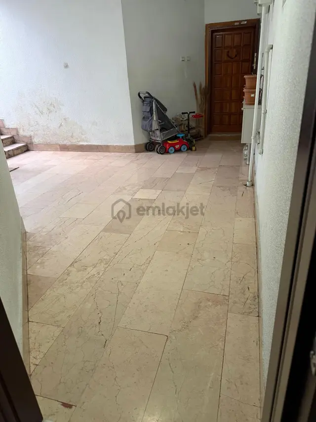 Nişantaşı Mahallesinde Kiralık 3+1 5