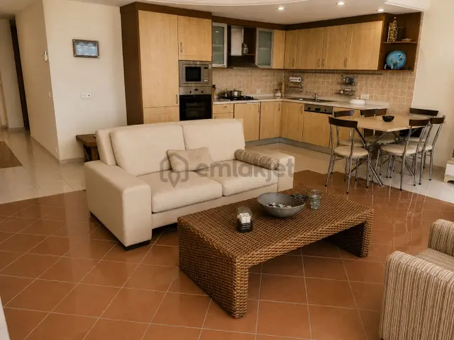 Konyaaltı Gürsu Kiralık Denize Sıfır Sitede Eşyalı 2+1 Daire 5