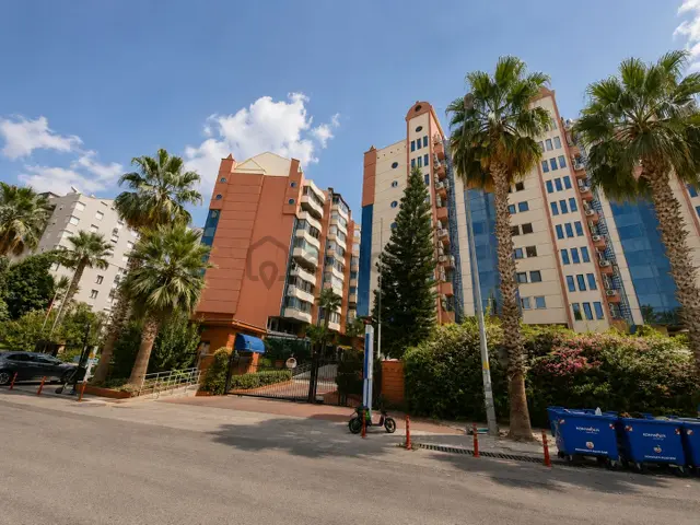 Konyaaltı Gürsu Kiralık Denize Sıfır Sitede Eşyalı 2+1 Daire 2