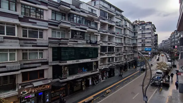 İlkadım Çiftlik Caddesi 3+1 Satılık Daire 3