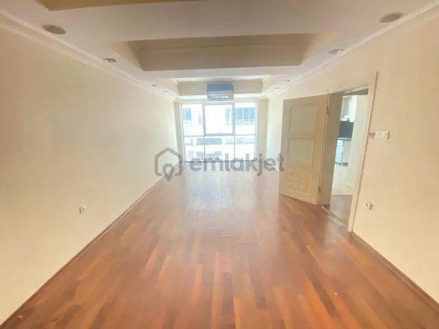Prestij'den İhsaniye'de Ayrı Mutfak Geniş Oturumlu 2+1 Daire 3