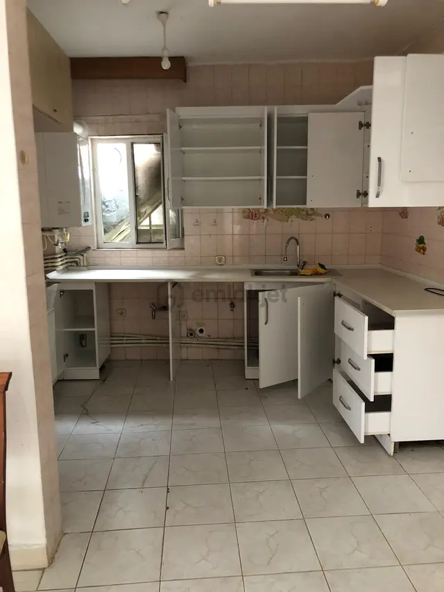 Sarıyer Buyukdere Mahallesinde Kiralık 2+1 4