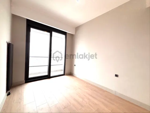 Evora İzmir 24. Katta Panoramik Manzaralı Lüks 2+1 2