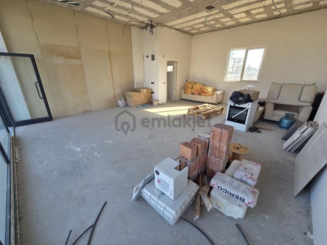 A. Menderes Cad. Kiralık Bacalı 100 M2 İşyeri 2