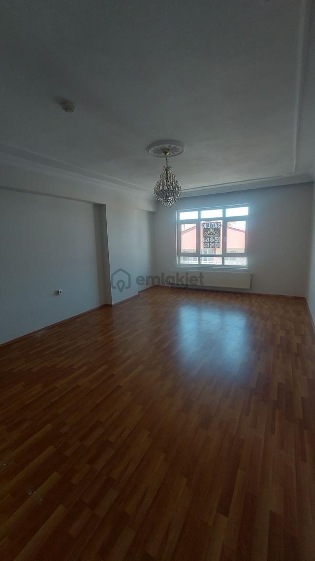 Tuzluçayır Şahintepe Arasında 3+1 Katta 130m2 Daire 5