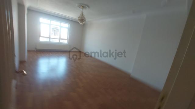 Tuzluçayır Şahintepe Arasında 3+1 Katta 130m2 Daire 3