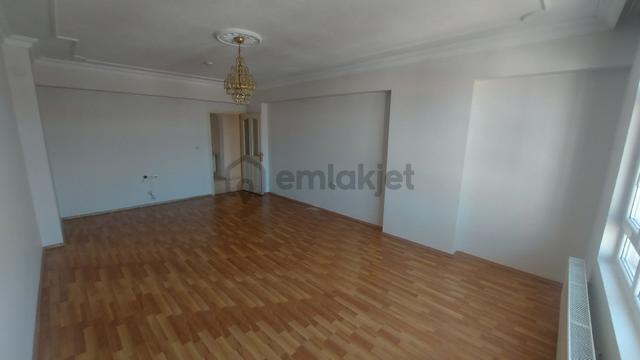 Tuzluçayır Şahintepe Arasında 3+1 Katta 130m2 Daire 4