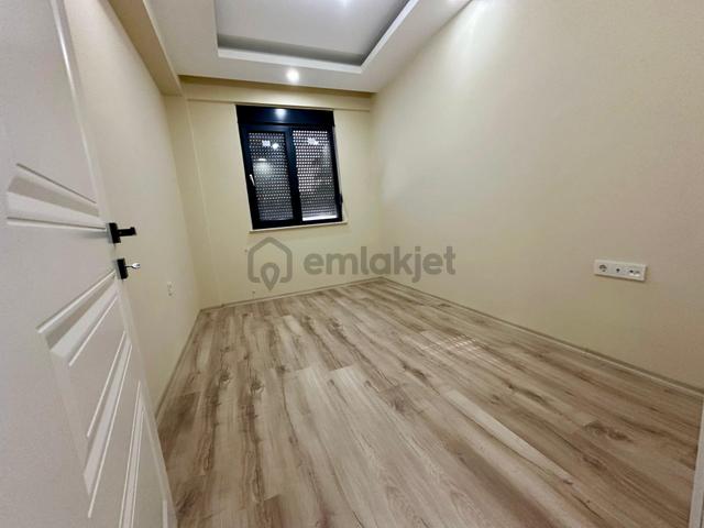 V.karşıyakada Sıfır İskanlı Yüksek Kredili 2+1 5